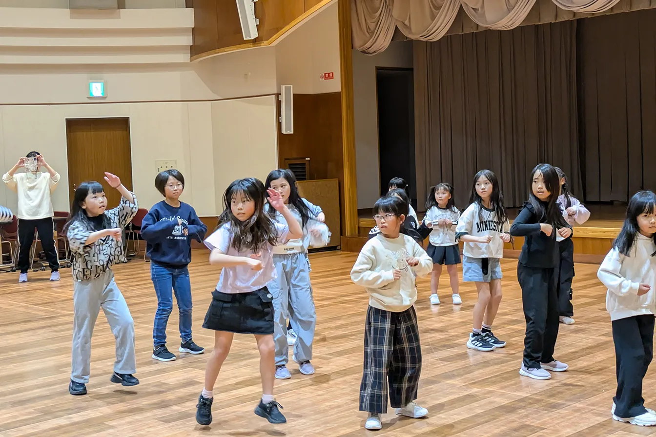 ジャズヒップホップダンス初級